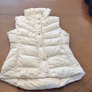 J. Crew Ivory Down Fitted Winter Vest Size Small Women’s Zip & Snap Front EUC
